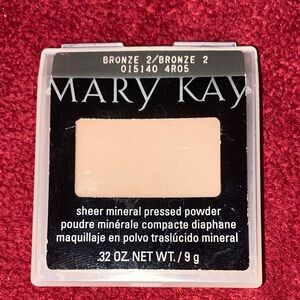 Mary Kay Sheer Mineral Pressed Powder - Bronze 2 NEW